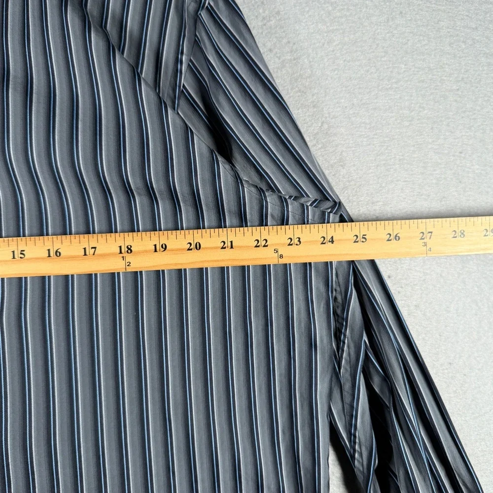 Banana Republic Mens XL Striped Button Down Shirt Grey Blue Cotton 334351-00